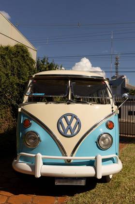 VOLKSWAGEN KOMBI 1.6 LUXO 8V GASOLINA 3P MANUAL VOLKSWAGEN KOMBI 1.6 LUXO 8V GASOLINA 3P MANUAL